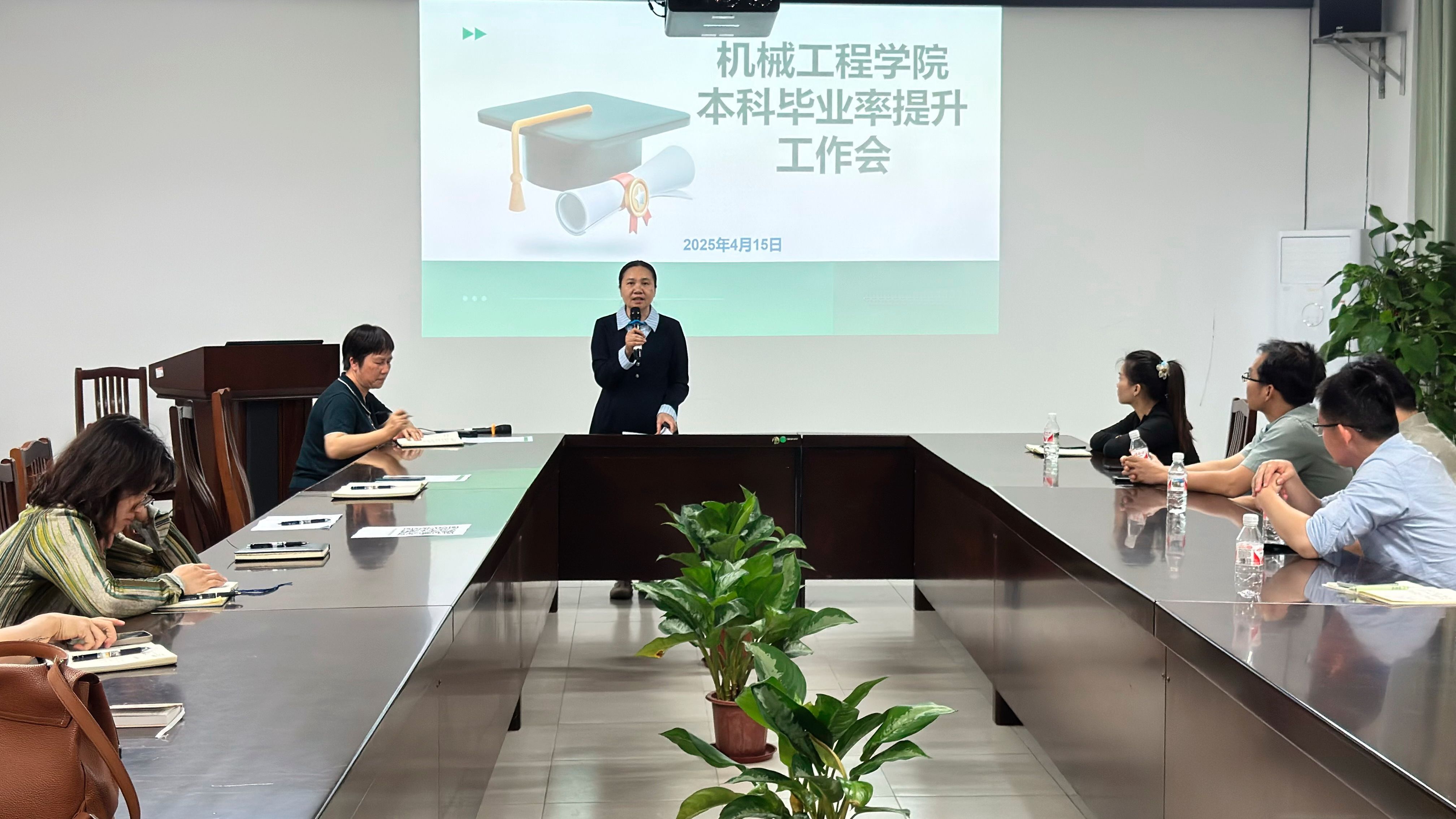 谈球吧官方网站